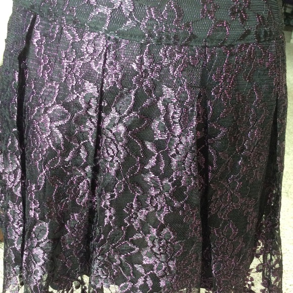 Forever Twentyone Mini Skirt - Picture 8 of 8